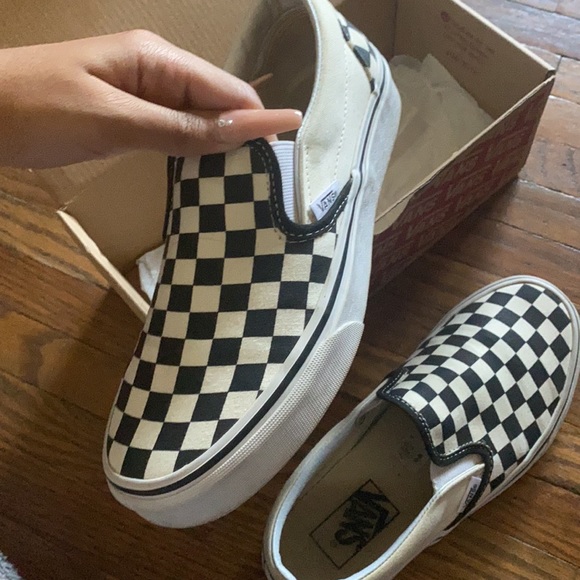 Vans size 5 in men 6.5 in women black and white - Picture 5 of 5